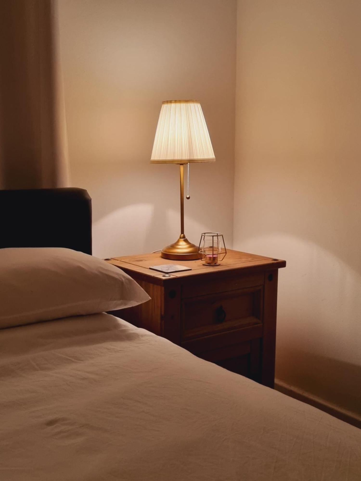 Beautiful Double Room In Acton, West London Eksteriør billede